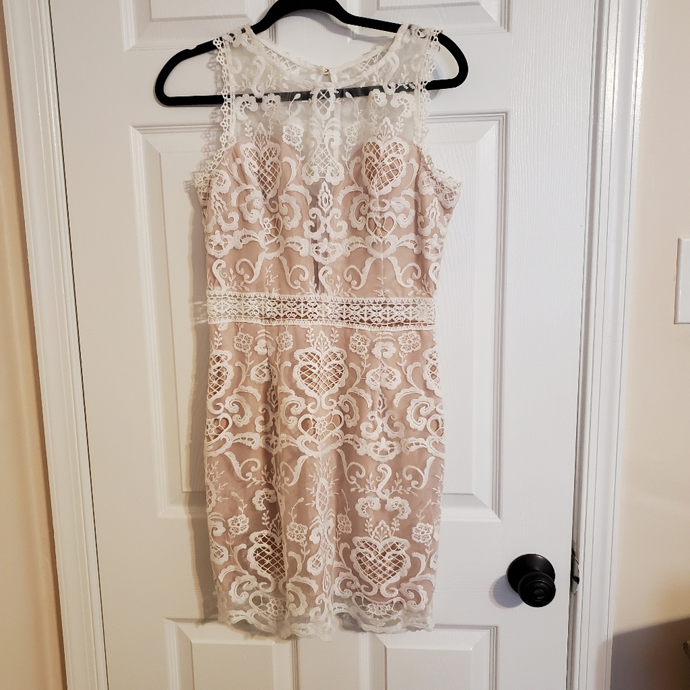 Soieblu Lace Dress Size Medium